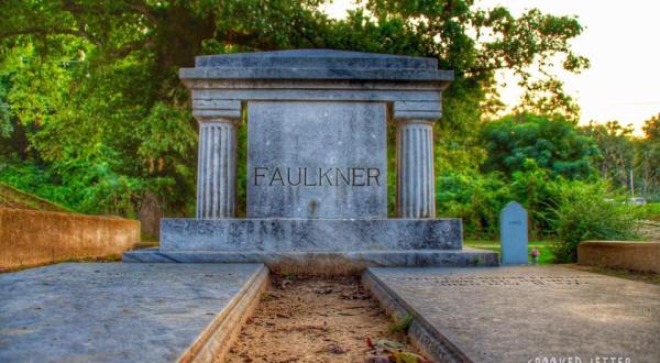 This Obscure Little Mississippi Cemetery Is The Resting Place Of One Of History’s Most Famous Americans