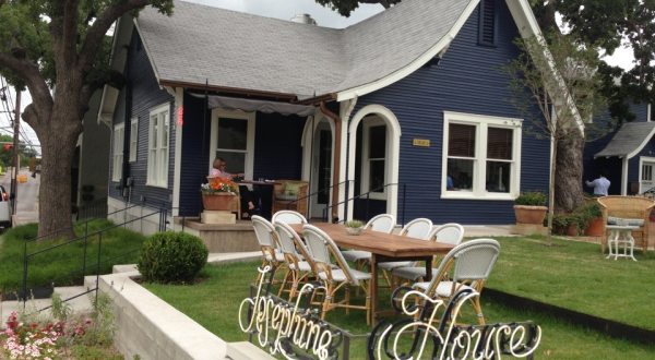 This Charming Cottage In Austin Serves The Most Scrumptious Brunch You’ve Ever Tasted