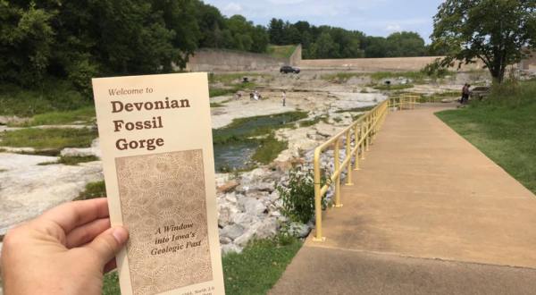 A Trip To This Fossil Gorge In Iowa Is An Adventure Like No Other