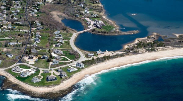 The Tiny Beach Town In Rhode Island You’ve Never Heard Of But Need To Visit