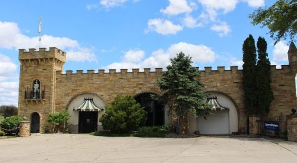 Not Enough People Have Visited This Magical Medieval Town In Iowa