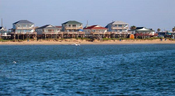 The Tiny Beach Town In Texas You’ve Never Heard Of But Need To Visit