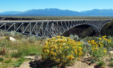 The Beautiful Bridge Hike In New Mexico That Will Completely Mesmerize You