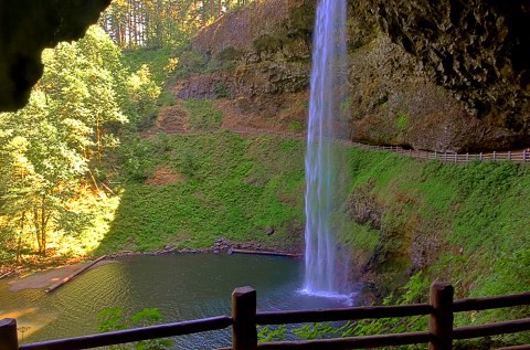 10 Totally Kid-Friendly Hikes In Oregon That Are 1 Mile And Under
