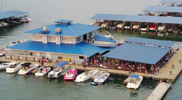 This Floating Restaurant Has Some Of The Most Enchanting Waterfront Views Near Austin