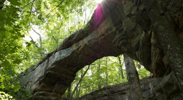 The Beautiful Bridge Hike In Tennessee That Will Completely Mesmerize You