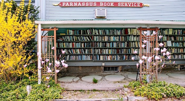 This 3-Story Book Shop In Massachusetts Is A Book Lover’s Dream