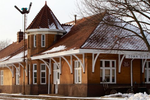 11 Abandoned Train Depots In Iowa That Will Take You Straight To The Past