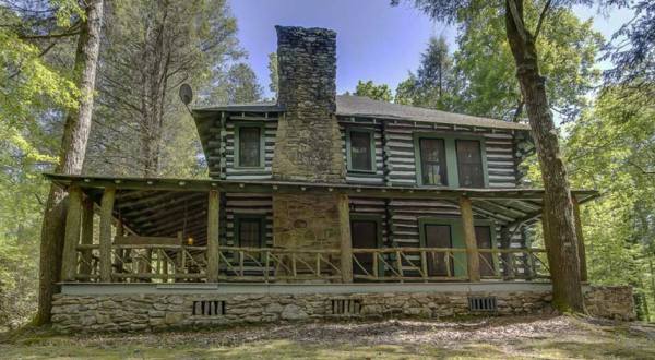 An Overnight At South Carolina’s Most Haunted Cabin In The Woods Will Make Your Hair Stand On End