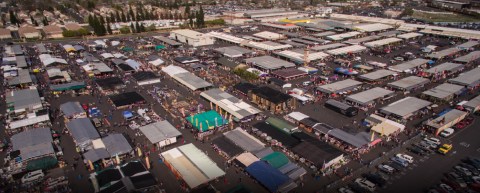 A Trip To This Gigantic Farmers Market in Northern California Will Make Your Weekend Complete