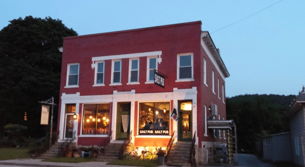 These 7 North Country Restaurants Prove That Great Food Is Everywhere In New Hampshire