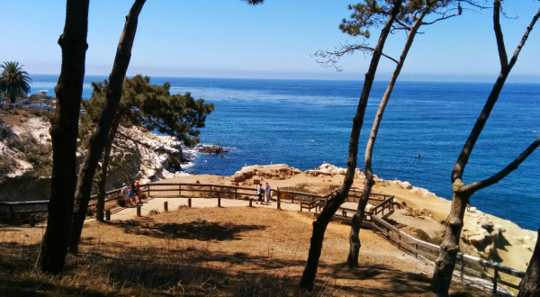 The Breathtaking Coastal Trail In Southern California Has The Most Magnificent View