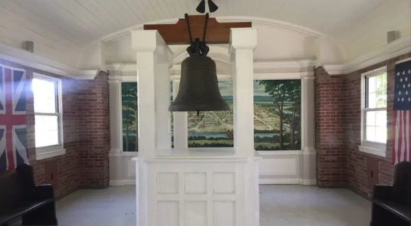 Most People Don’t Know The Liberty Bell Of The Midwest Is Hiding Right Here In Illinois
