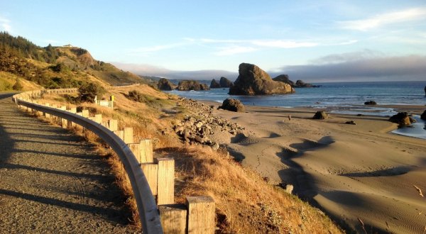 9 Roads With The Best Windshield Views In All Of Oregon