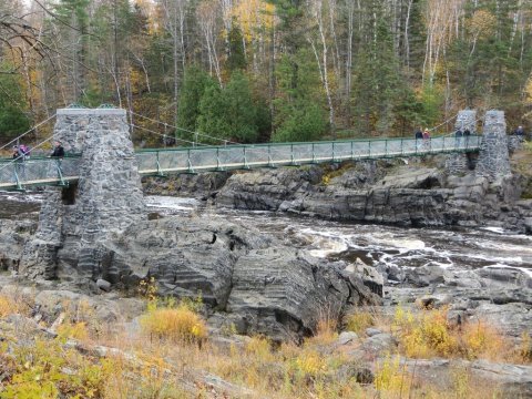 The Beautiful Bridge Hike In Minnesota That Will Completely Mesmerize You