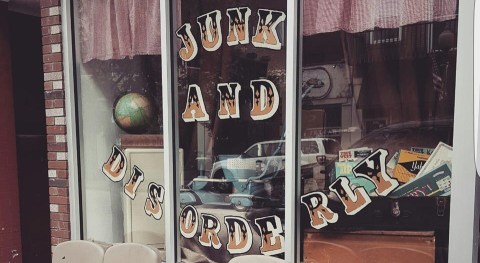The Antique Store Near Pittsburgh You Have To Visit At Least Once