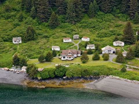 The Island Lodge In Alaska That Will Make You Feel A Thousand Miles Away From It All