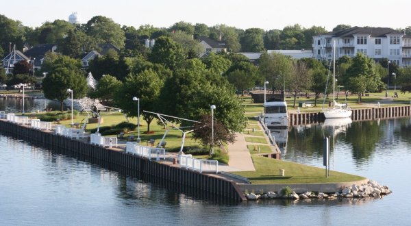 The Waterfront Park In Michigan That’s A Blast For The Whole Family