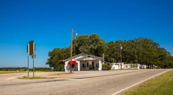 The South Carolina Burger Joint In The Middle Of Nowhere That’s One Of The Best On Earth