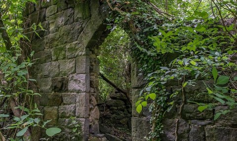 Most People Have Long Forgotten About This Vacant Ghost Town In Maryland