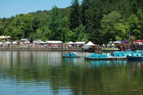 This Small Town Near Pittsburgh Hosts One Of The Best Summerfests Around