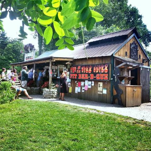 These 7 Hole In The Wall BBQ Restaurants In Vermont Are Great Places To Eat