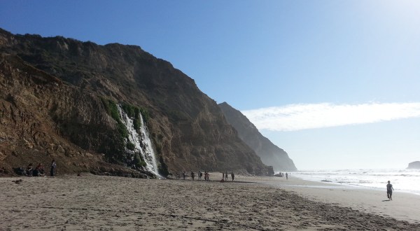 The Hike To This Secluded Waterfall Beach In Northern California Is Positively Amazing