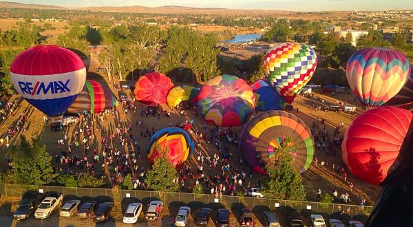 Spend The Day At This Hot Air Balloon Festival In Wyoming For A Uniquely Colorful Experience