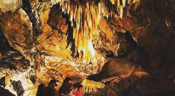 A Day Trip To This Crystal Filled Cave In Northern California Will Utterly Dazzle You