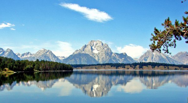 8 Iconic Mountains That Every Wyomingite Will Instantly Recognize