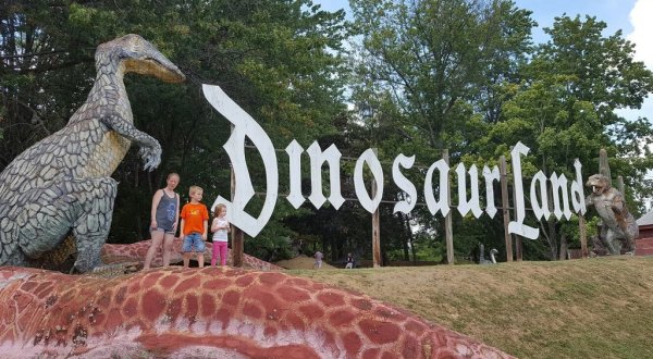 You Have To Visit This Incredible Dinosaur Forest In Virginia