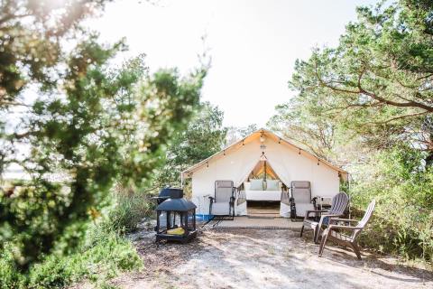 This Solar Powered, Luxury Glamping Experience On A Georgia Private Island Will Be An Overnight Trip You'll Never Forget