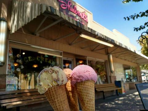 The Old-Fashioned Ice Cream & Candy Shop In Northern California That's Simply To Die For