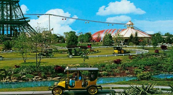 12 Nostalgic Photos Of Cincinnati’s Kings Island That Will Have You Longing For Years Past