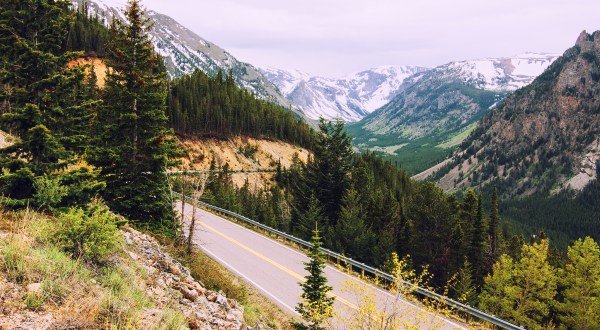 This Wyoming Backroad Will Take You On An Amazing Adventure