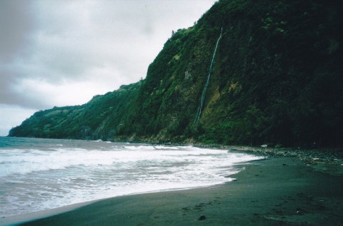 The Hike To This Secluded Waterfall Beach In Hawaii Is Positively Amazing
