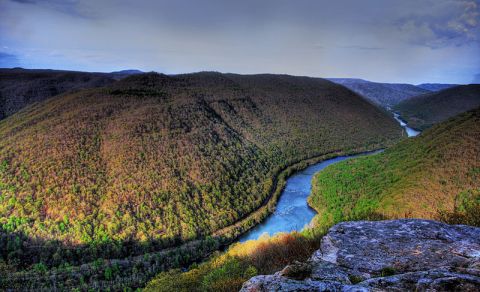 The Sapphire River In West Virginia That's Devastatingly Gorgeous