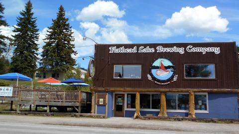 7 Lakeside Restaurants In Montana You Simply Must Visit This Time Of Year