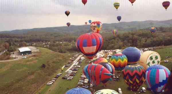 Spend The Day At This Hot Air Balloon Festival In West Virginia For A Uniquely Colorful Experience