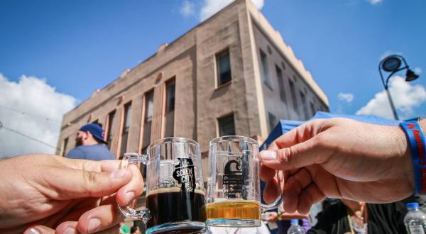 11 Remarkable Beer Festivals In Illinois You Don’t Want To Miss