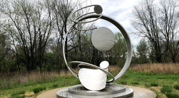 These 7 Enchanting Sculpture Walks In Illinois Are Sure To Delight You