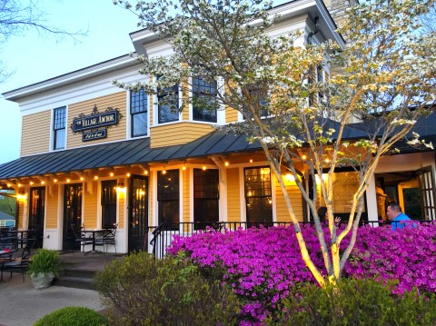 This Southern Style Pub In Kentucky Has Some Of The Best Food You'll Ever Try
