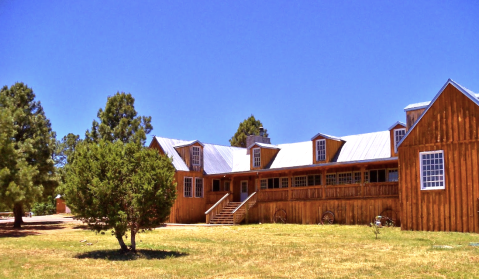 There’s A Little-Known Retreat On A New Mexico Mountain And It Will Enchant You