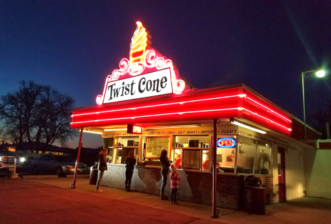 It's Not Summer In South Dakota Until You Visit This Iconic Ice Cream Shop