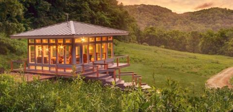 Here's The Most Utterly Gorgeous Mountain Cabin In The U.S. And You'll Want To Visit
