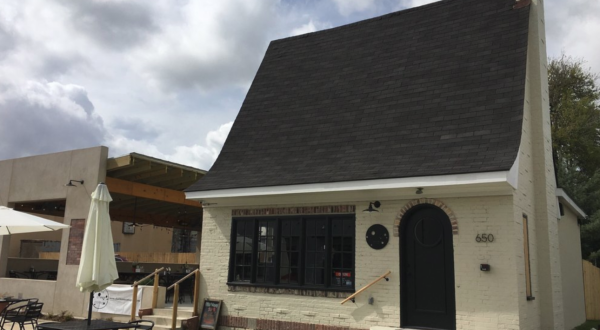 Cheese Lovers Will Be Enamored By This Tiny Cafe In Alabama