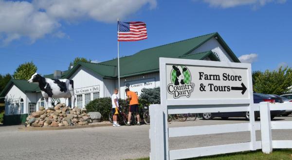 The Dairy Farm Tour In Michigan That Makes For A Perfect Family Day Trip