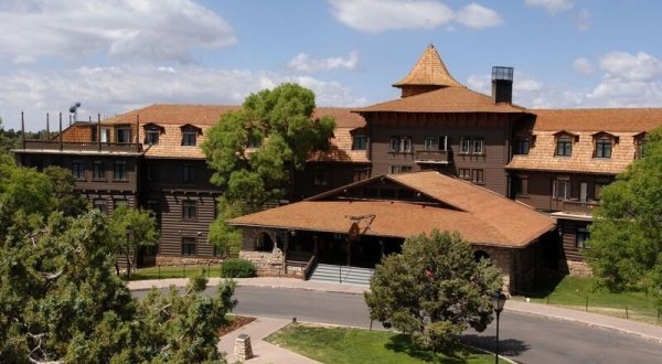 One Of Arizona’s Most Beautiful Hotels Is Hiding Inside A National Park