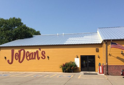 The One Delicious All-You-Can-Eat Buffet In South Dakota That's Actually Worth Visiting