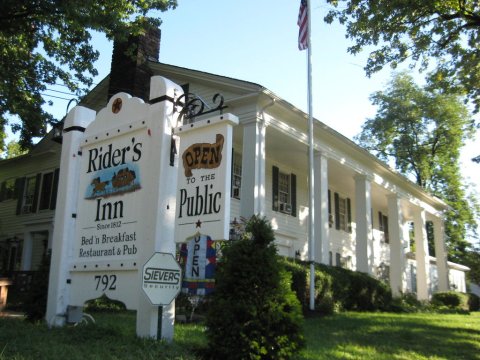 The Little-Known B&B In Ohio That Was Once A Stop On The Underground Railroad